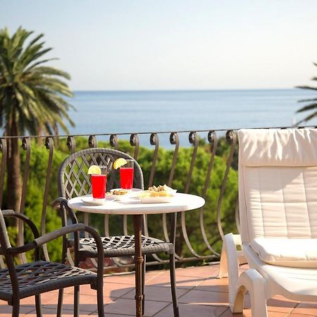 Hotel Villa Flora Боляско Екстериор снимка